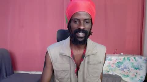 Snapshot of masterr_bate chatting on October 4, 8:23 am Marl online show from October 4, 8:23 am