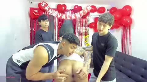 Team Cris Darwin- Fernando- Stiven- David online show from February 11, 11:37 am