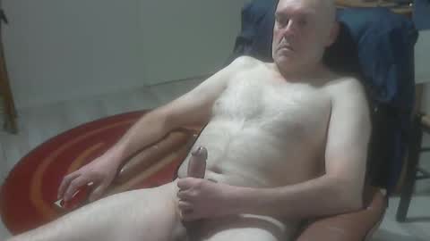 Snapshot of mastervins chatting on November 9, 6:50 pm mastervins online show from November 9, 6:50 pm