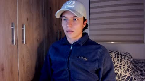 mastrangelo_x online show from April 9, 4:12 am