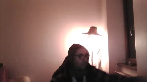 mat11efou online show from February 3, 4:14 am