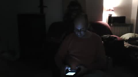 mat11efou online show from February 15, 5:30 am