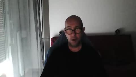 mat11efou online show from October 8, 7:28 am