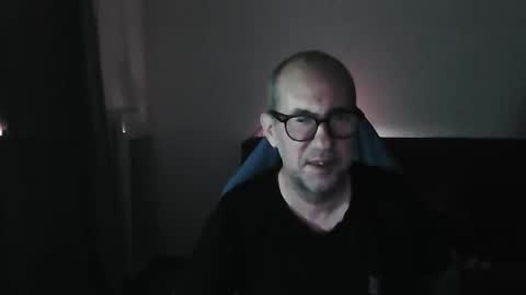 mat11efou online show from October 17, 12:25 am