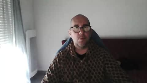 mat11efou online show from November 11, 10:48 am