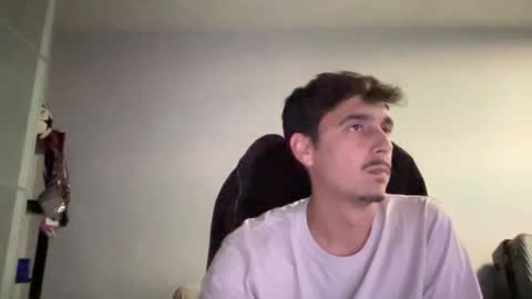 Snapshot of matahavi chatting on February 21, 5:31 pm Aaron online show from February 21, 5:31 pm