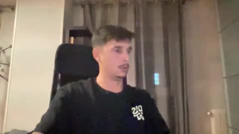 Snapshot of matahavi chatting on September 22, 9:17 pm Aaron online show from September 22, 9:17 pm