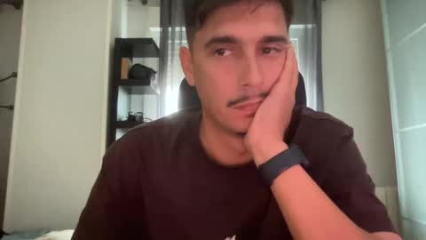 Snapshot of matahavi chatting on October 17, 2:41 pm Aaron online show from October 17, 2:41 pm