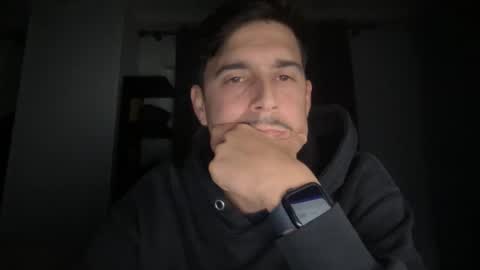 Aaron online show from December 18, 5:19 pm