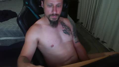 Snapshot of matchy666 chatting on January 2, 8:39 am Matchy online show from January 2, 8:39 am