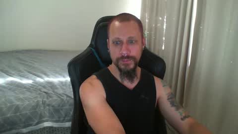 Snapshot of matchy666 chatting on January 6, 5:52 am Matchy online show from January 6, 5:52 am