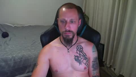 Snapshot of matchy666 chatting on January 19, 8:39 am Matchy online show from January 19, 8:39 am