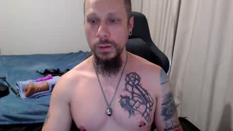 Snapshot of matchy666 chatting on October 1, 6:19 am Matchy online show from October 1, 6:19 am