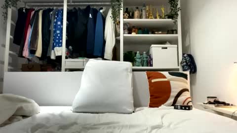 matej_cauci online show from March 22, 6:44 pm