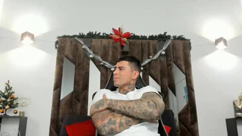 mateo_dilucajs1 online show from December 5, 8:16 pm