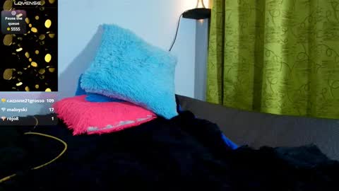 Snapshot of mateo_nick chatting on February 13, 3:18 am Mateo and Noah online show from February 13, 3:18 am