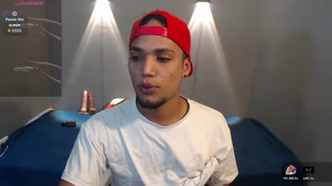 Snapshot of mateo_nick chatting on July 7, 8:35 pm Mateo and Noah online show from July 7, 8:35 pm