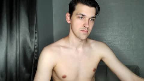 Snapshot of mateo_zeus chatting on December 27, 3:09 am mateo_zeus online show from December 27, 3:09 am