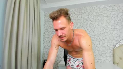 MateoBenjamin online show from January 28, 9:29 pm