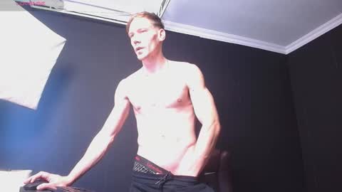 MateoBenjamin online show from November 21, 11:42 am