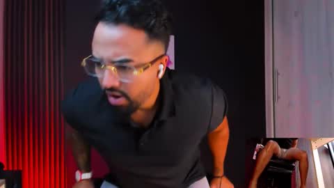 mate online show from November 12, 10:41 pm