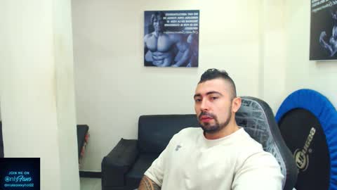Mateo online show from October 19, 3:01 pm