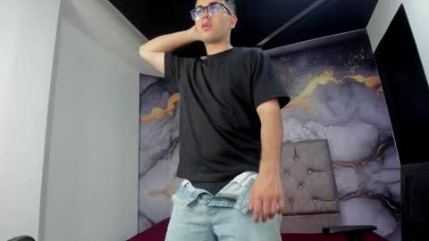 Mateo online show from February 13, 3:13 am