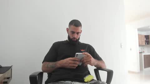 Matheus     online show from March 6, 6:48 pm