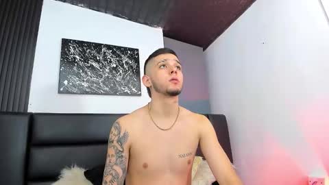 mathewboy2 online show from March 15, 12:33 pm