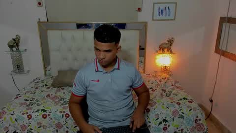 mathews__ online show from January 8, 4:15 am