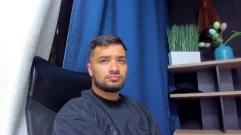 Snapshot of mathews_colton1 chatting on April 1, 11:44 am Mathews online show from April 1, 11:44 am
