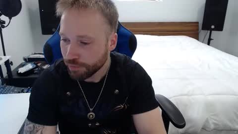 Snapshot of mathieu6606 chatting on February 25, 5:33 pm Math online show from February 25, 5:33 pm