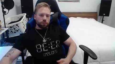 Snapshot of mathieu6606 chatting on March 5, 10:11 am Math online show from March 5, 10:11 am