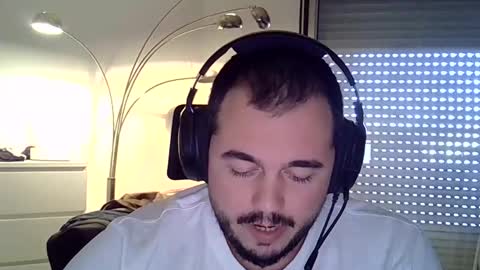 Mathou online show from December 4, 1:20 pm