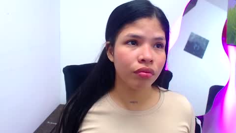 Snapshot of mati0421 chatting on April 20, 12:52 pm Mati04 online show from April 20, 12:52 pm