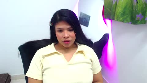 Snapshot of mati0421 chatting on April 21, 1:53 am Mati04 online show from April 21, 1:53 am
