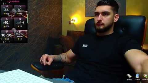 Snapshot of matiasdean chatting on September 16, 4:46 am MatiasDean online show from September 16, 4:46 am