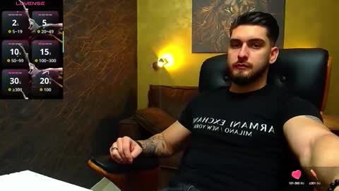 Snapshot of matiasdean chatting on October 9, 5:05 am MatiasDean online show from October 9, 5:05 am