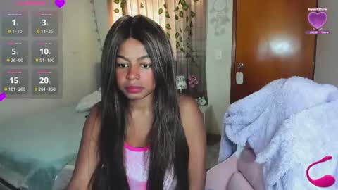 Snapshot of matilde27 chatting on July 17, 2:45 pm Daniela online show from July 17, 2:45 pm