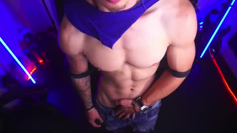 matius online show from November 7, 8:25 am