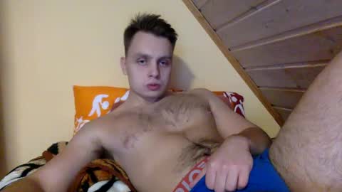 Snapshot of matko1492 chatting on December 2, 11:12 am matko1492 online show from December 2, 11:12 am