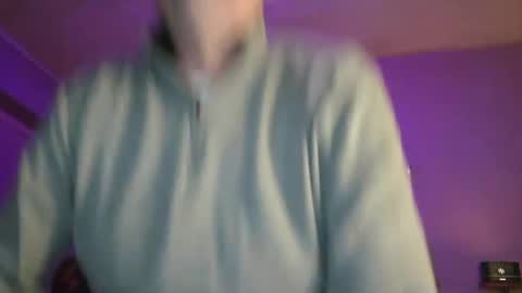 Snapshot of matrike1 chatting on February 21, 7:48 pm matrike1 online show from February 21, 7:48 pm