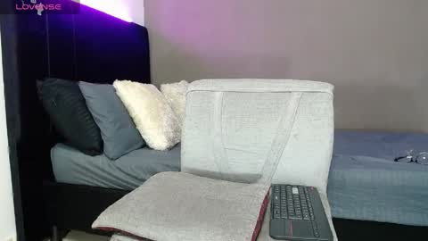 ---Matteo--- online show from April 6, 4:46 am