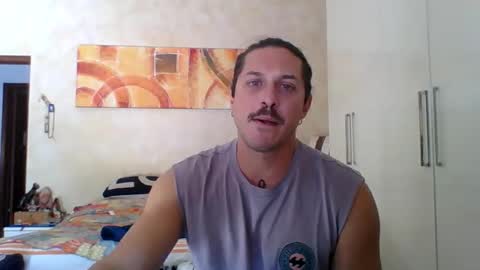 Snapshot of matteushh87 chatting on October 9, 9:29 am matteushh87 online show from October 9, 9:29 am