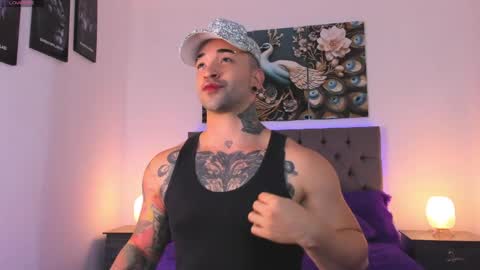 Matthew INDEPENDENT MODEL online show from April 15, 2:07 am