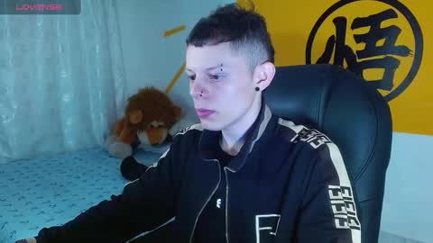 MatthewBoy online show from February 17, 1:32 pm