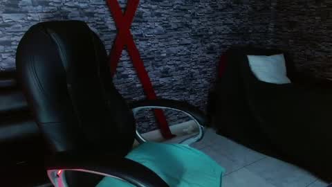 MatthewBoy online show from March 6, 8:37 pm