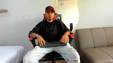 Matthew online show from December 21, 7:21 pm