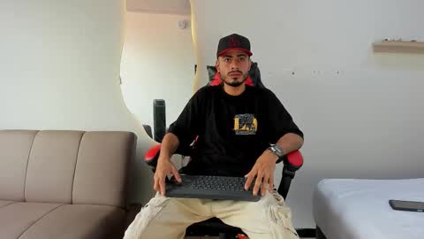 Matthew online show from January 18, 8:12 pm