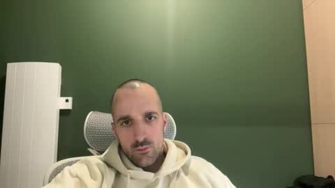 M online show from November 26, 12:22 am